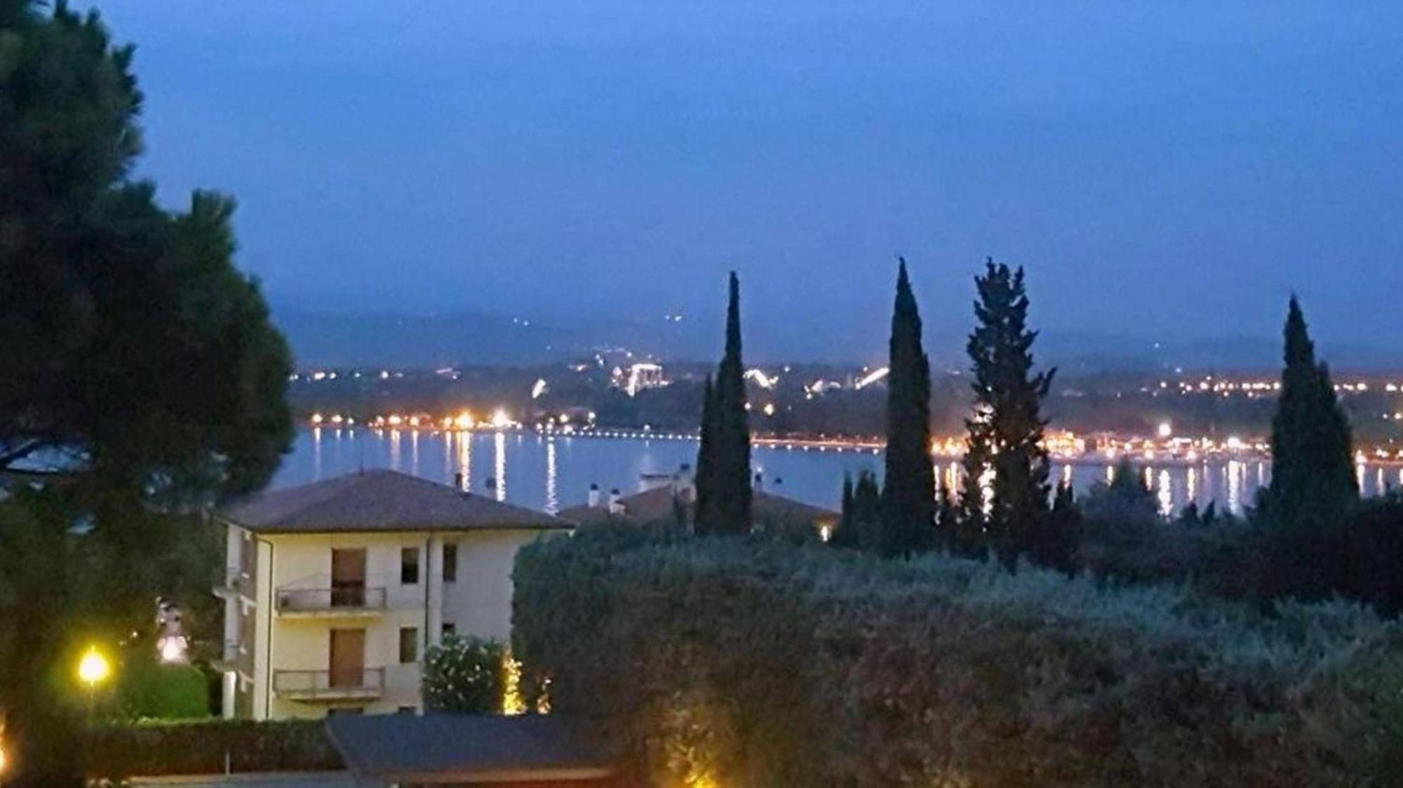 Cappuccini Appartments Πεσκιέρα ντελ Γκάρντα Εξωτερικό φωτογραφία