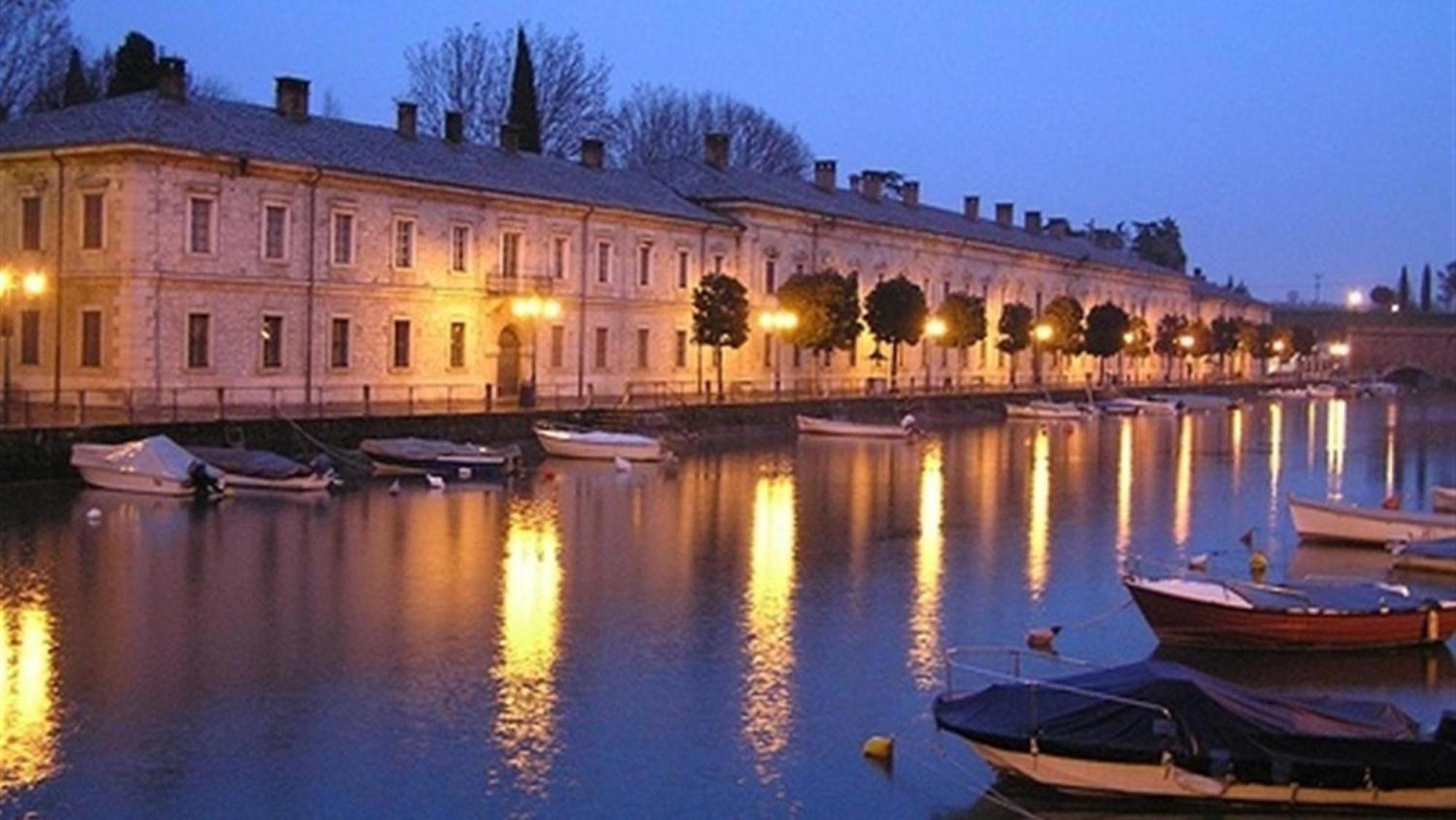 Cappuccini Appartments Πεσκιέρα ντελ Γκάρντα Εξωτερικό φωτογραφία